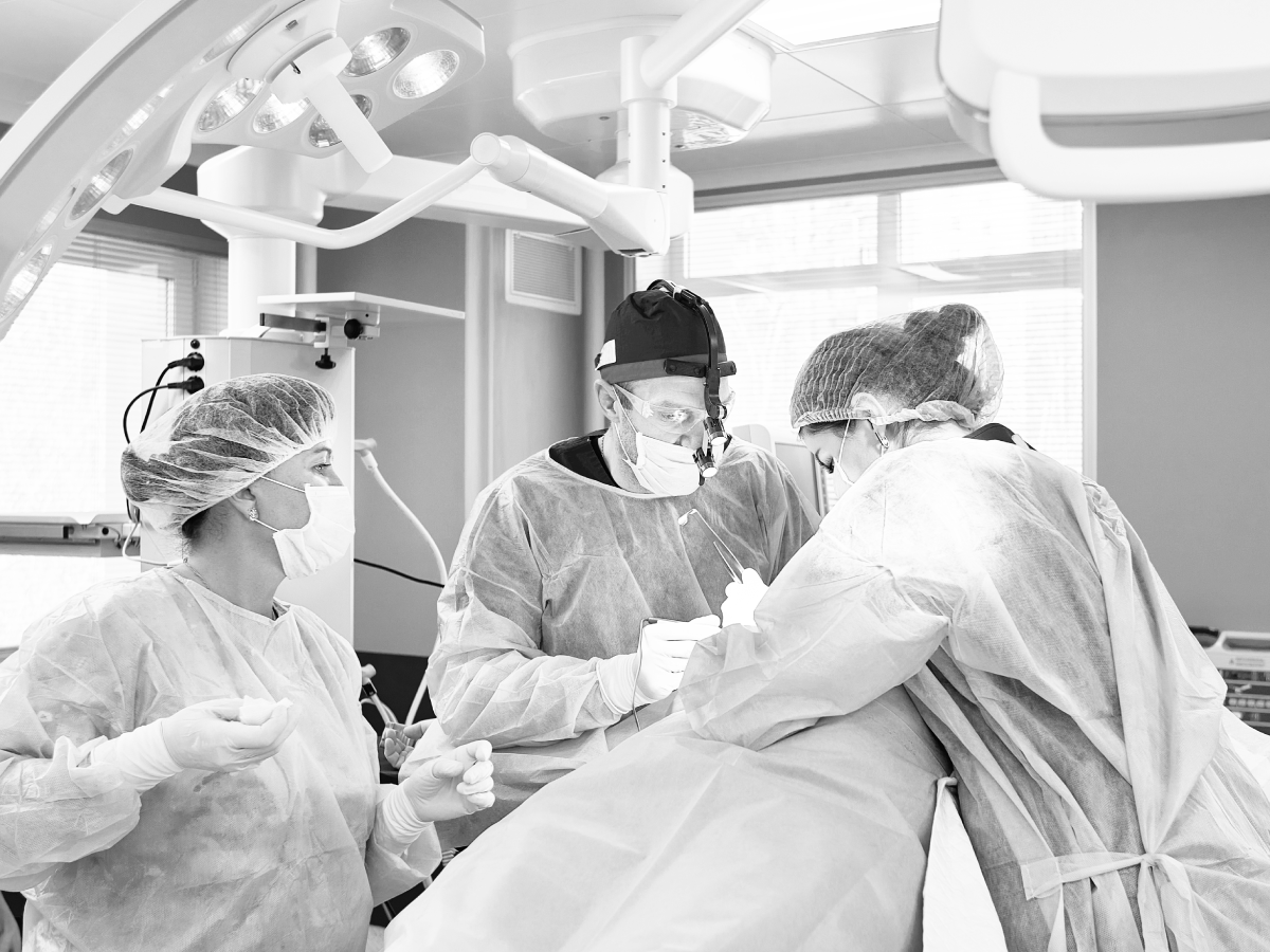 surgery-room-image